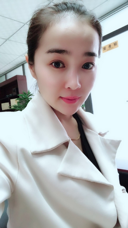 相拥未来的第二张照片--西安王婆说媒