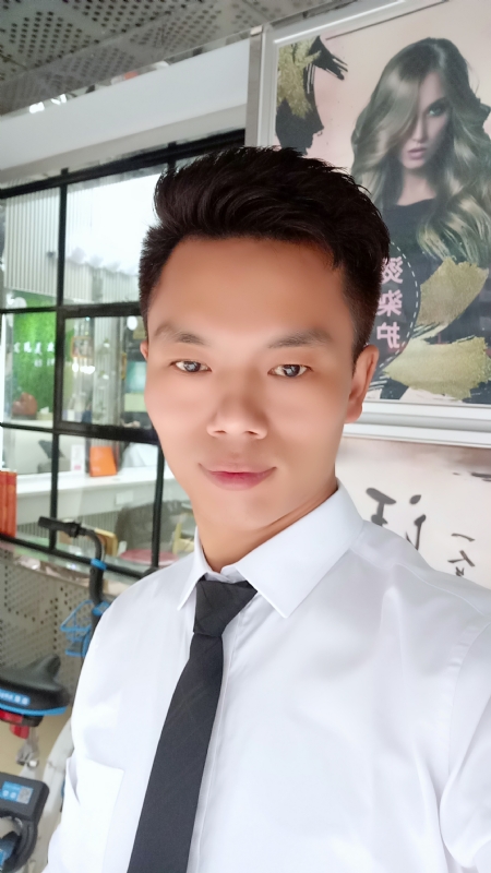 阳光男士的第一张照片--西安王婆说媒